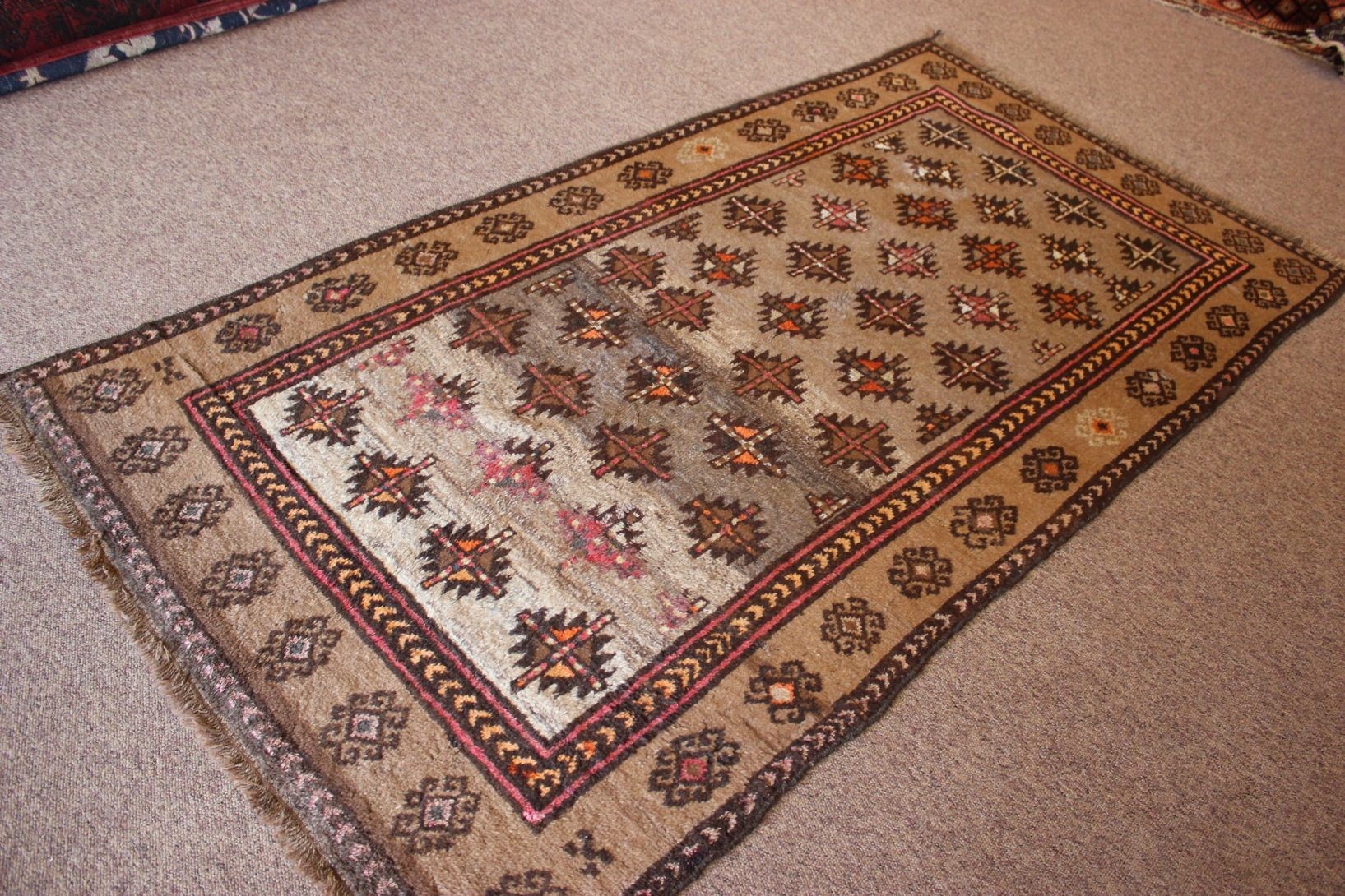Tiamani long rug