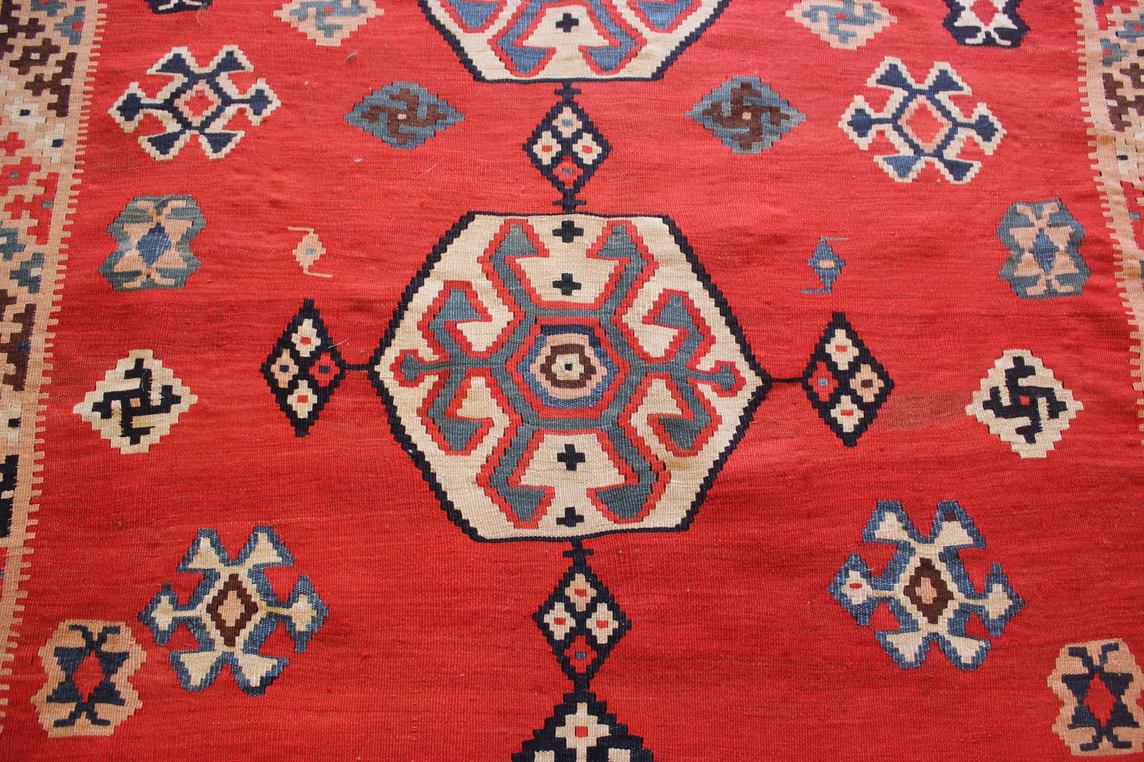 Antique Qashgai kilim - Image 3