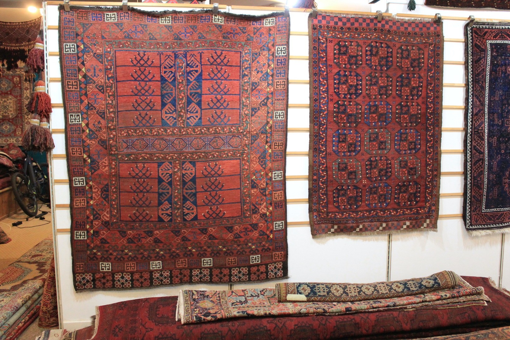 Antique Ersari Ensi c1870 - Image 6