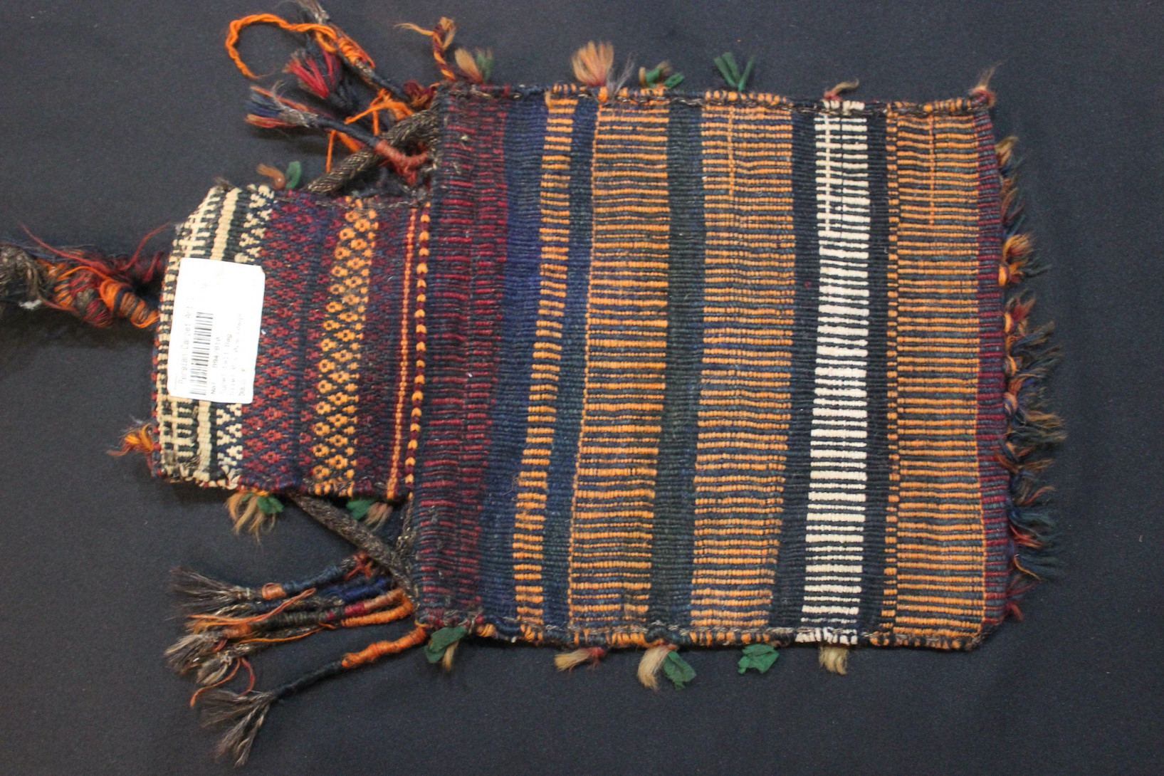 Qashgai sumac Namakdan salt bag. - Image 2