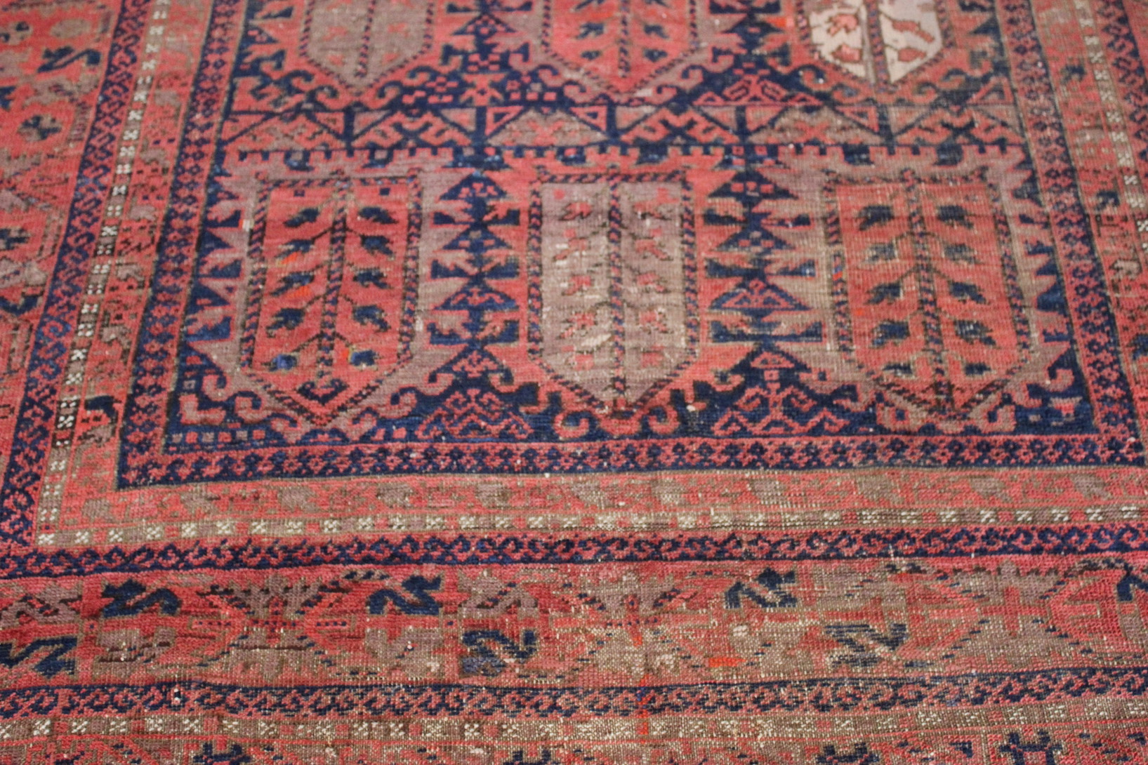 Large Antique Baluch Carpet - Image 3