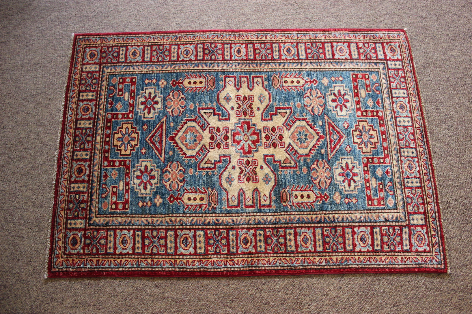 Small Fine Kazak rug - Image 2
