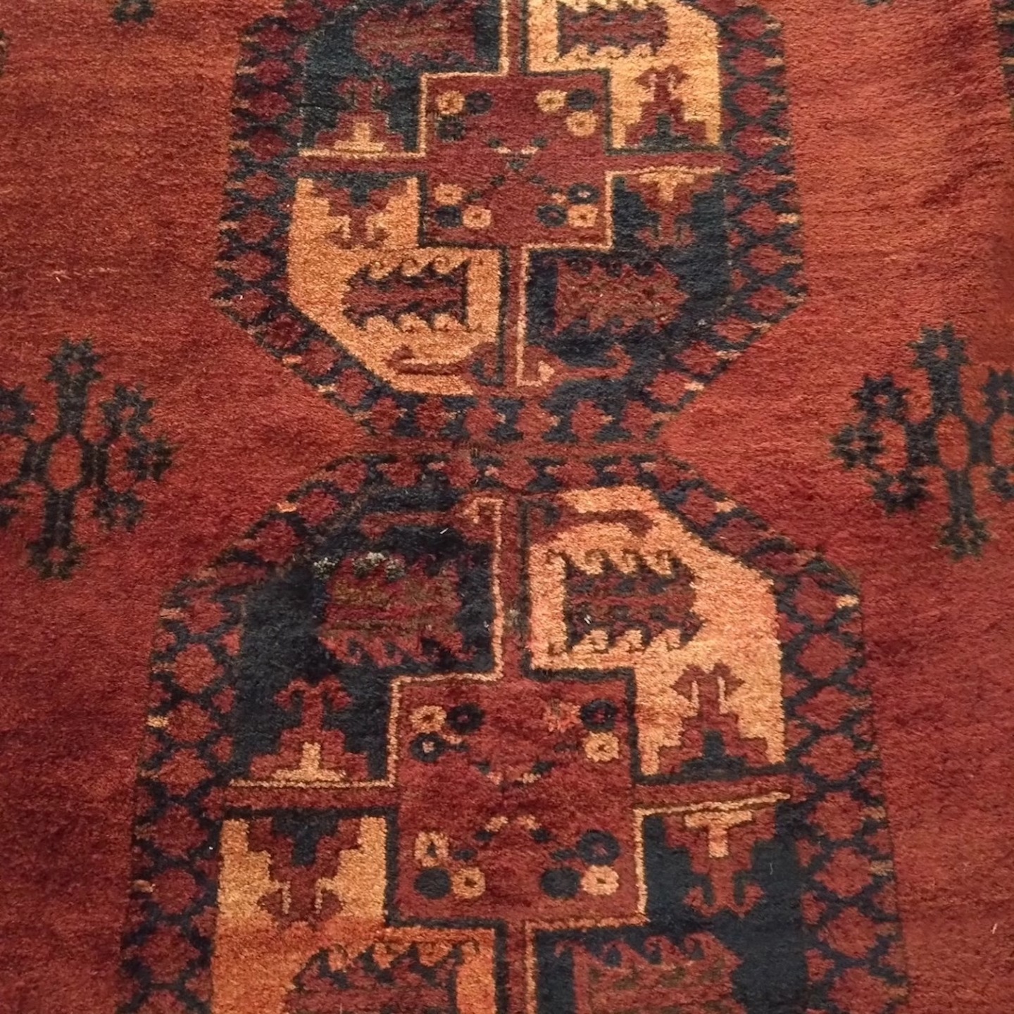 Large Antique Ersari Carpet - Image 3