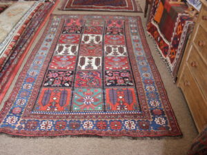 Antique Baktiari rug