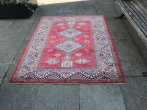 Fine Grade Kazak rug