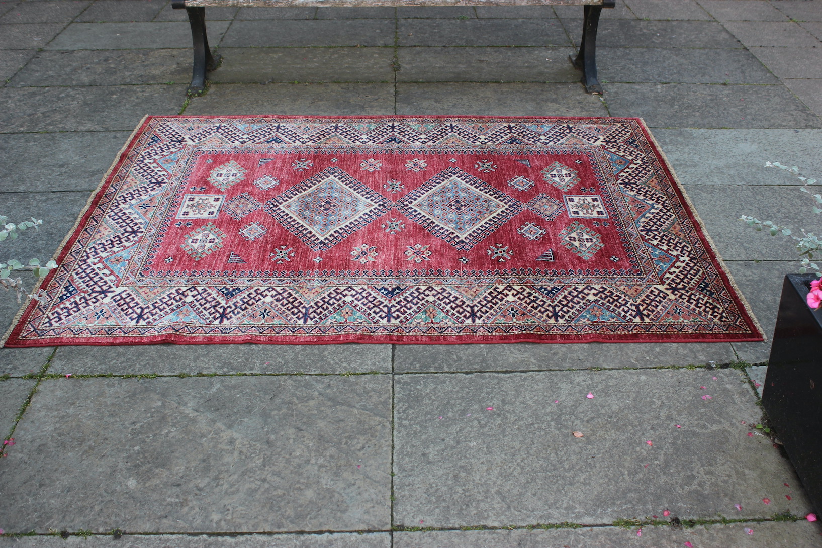Fine Grade Kazak rug - Image 2