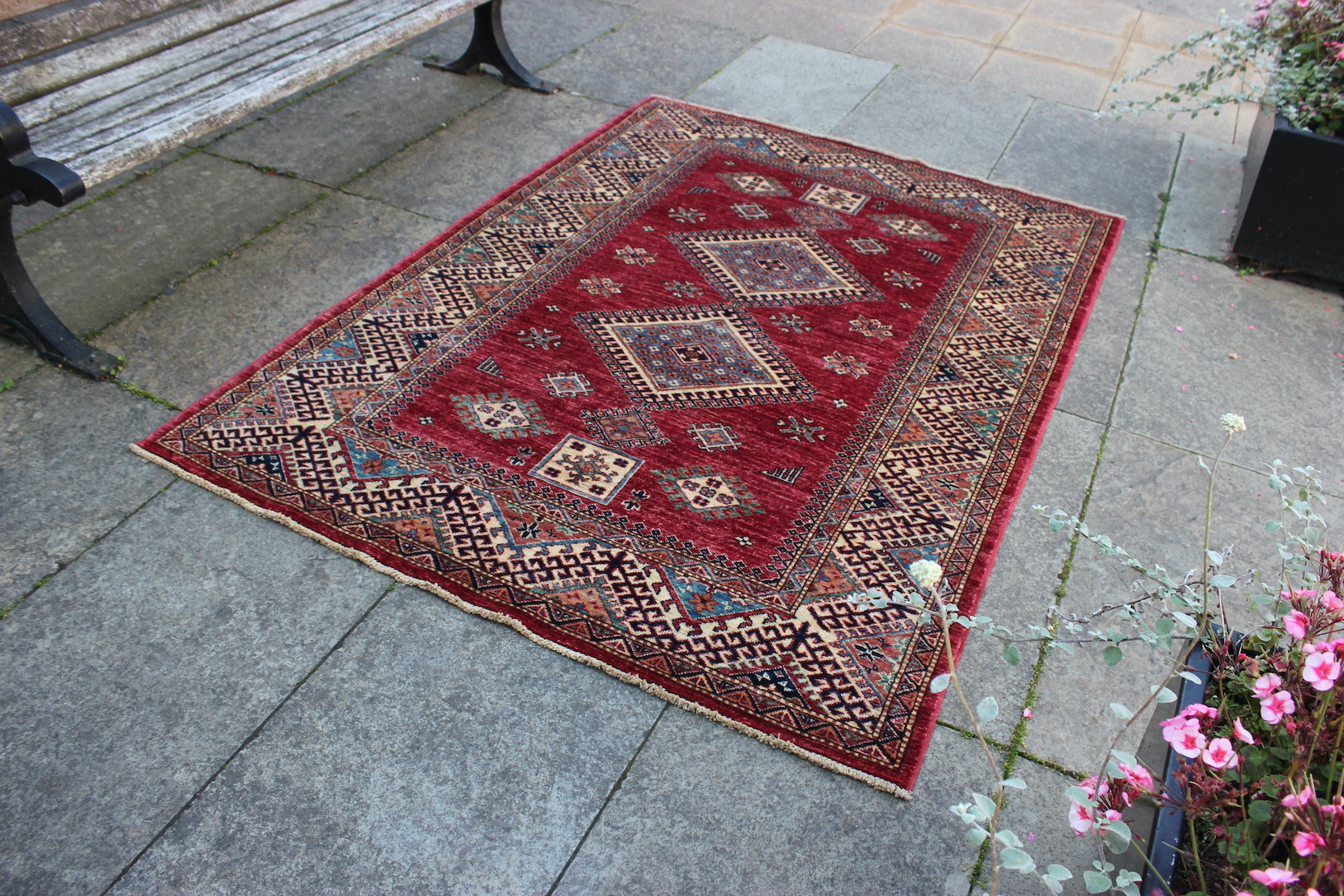 Fine Grade Kazak rug - Image 3