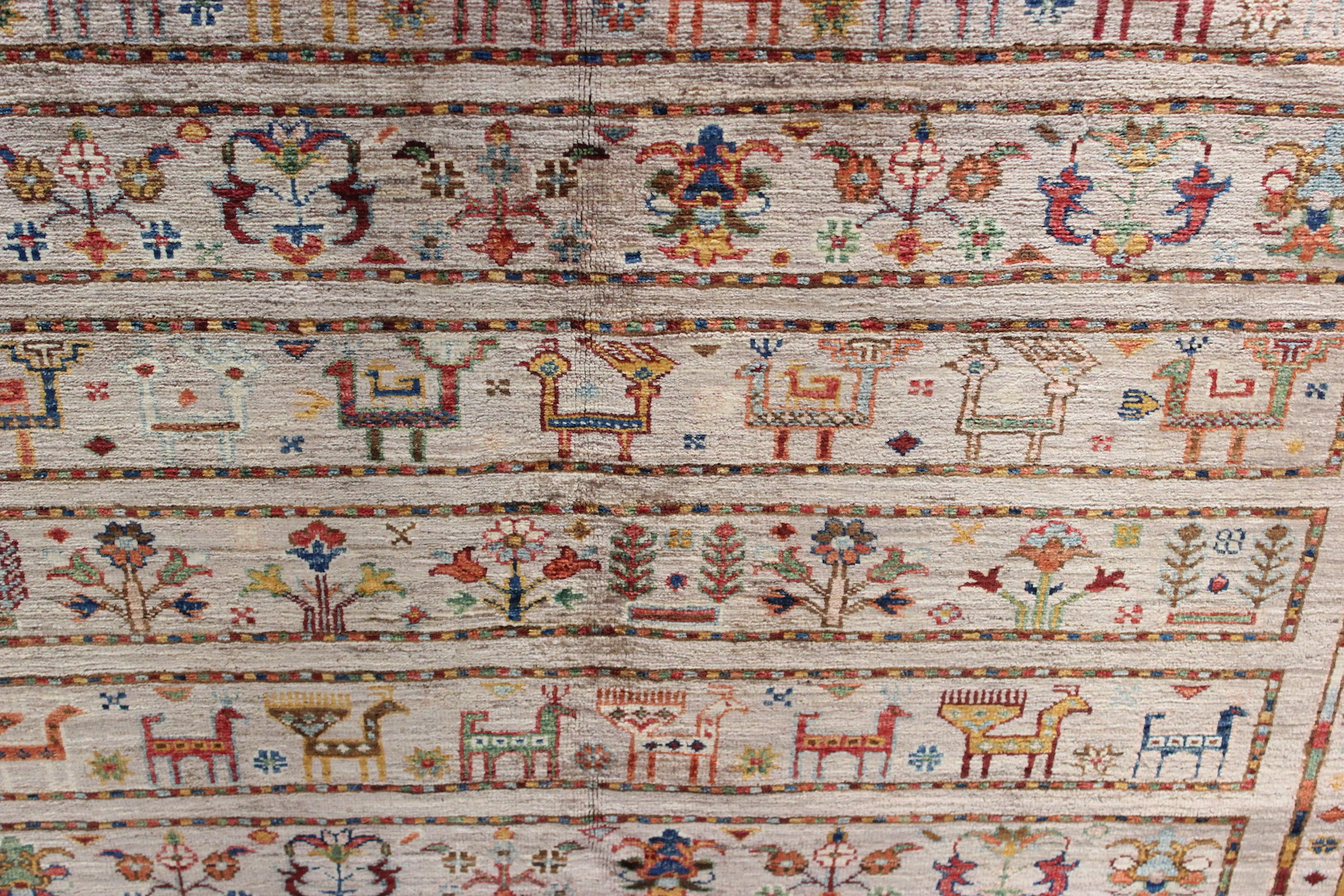 Fine Grade Aryana Rug - Image 4