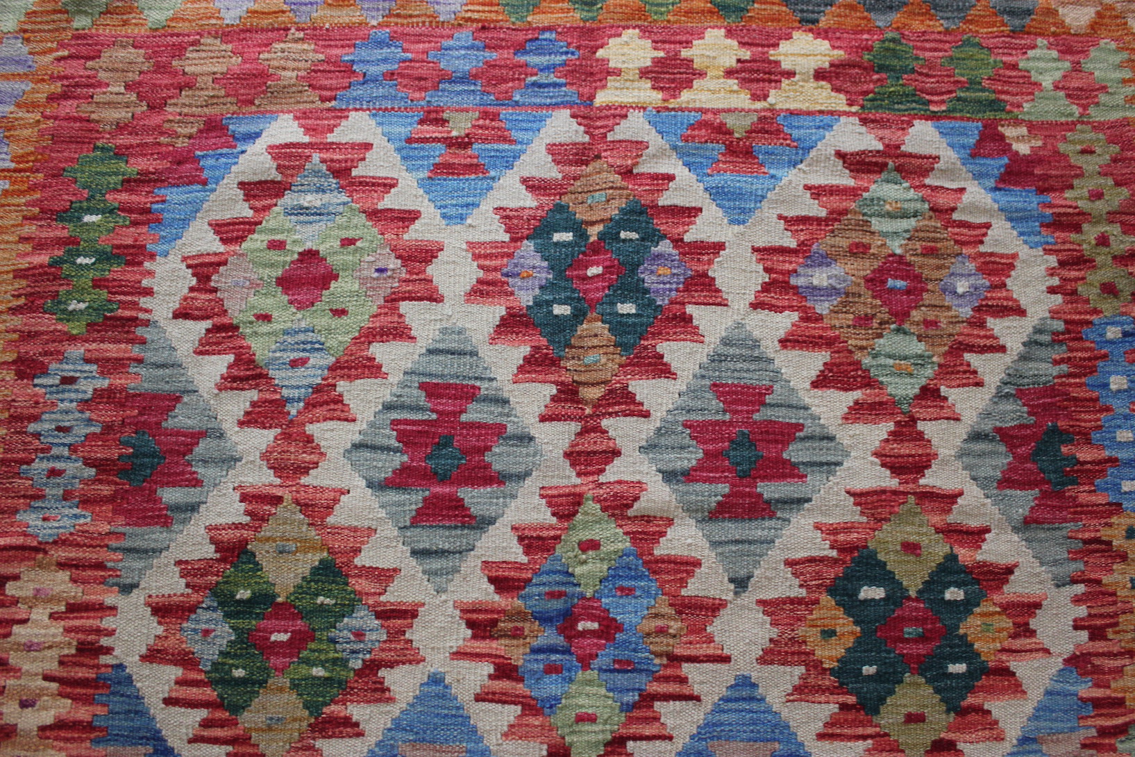 Veg Dye Kilim - Image 4