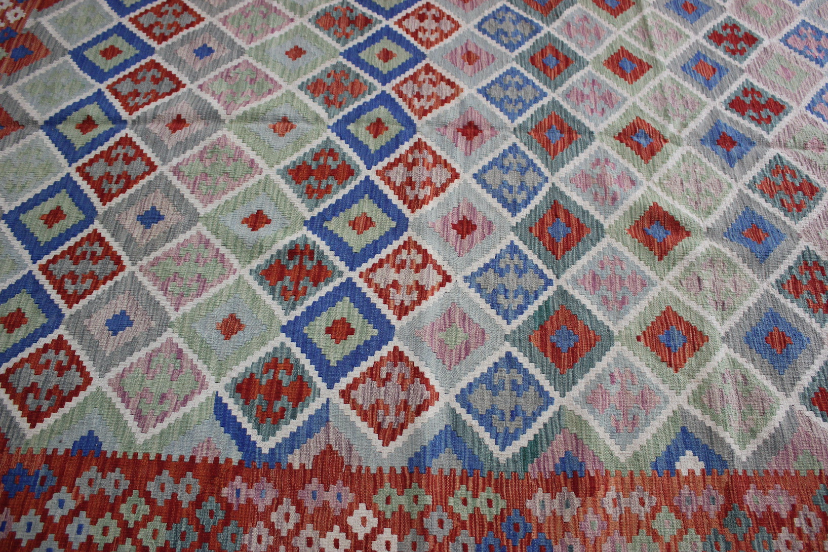 Large Veg Dye Kilim - Image 4