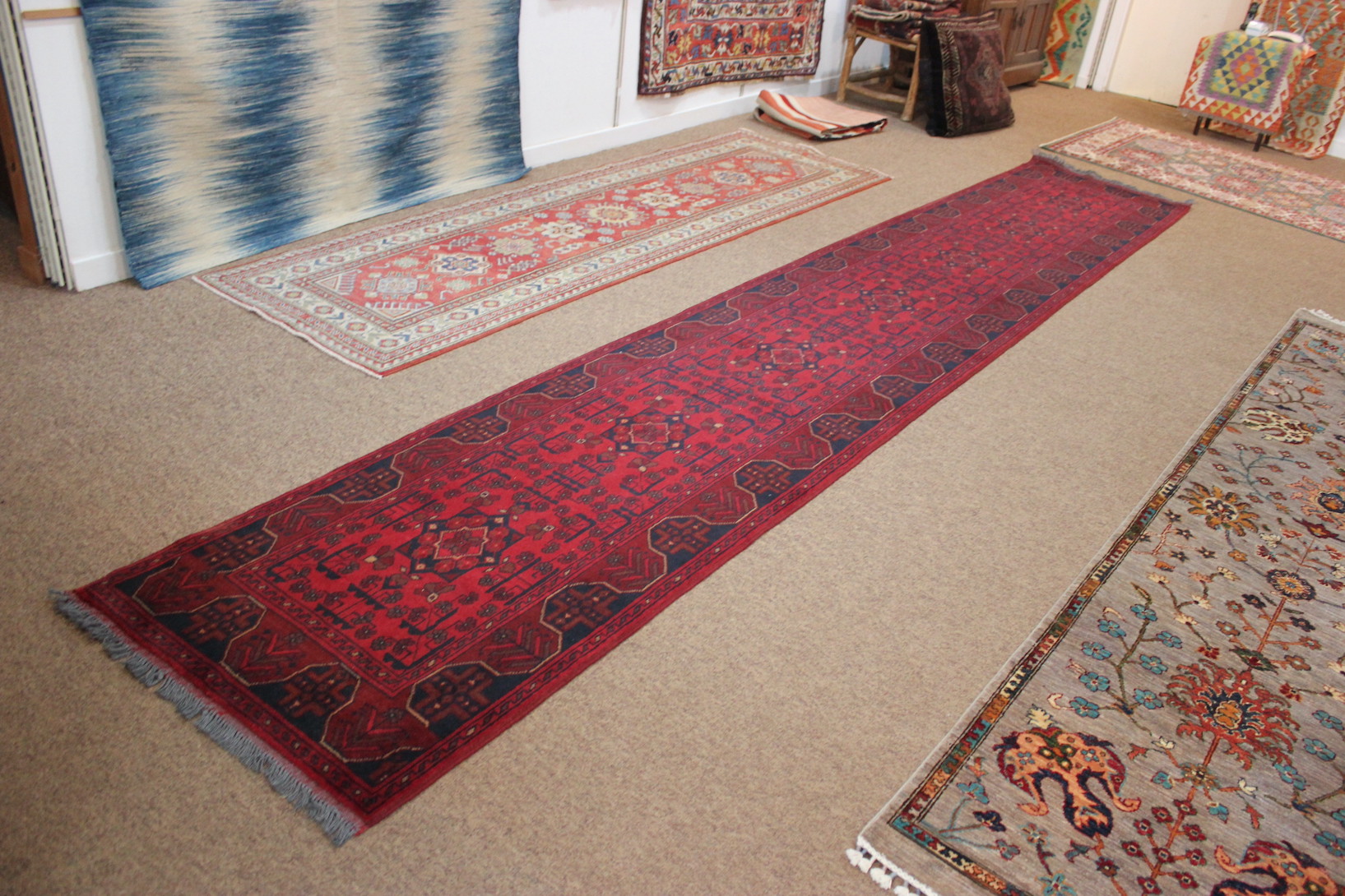 Long Khan Mohamidi Runner