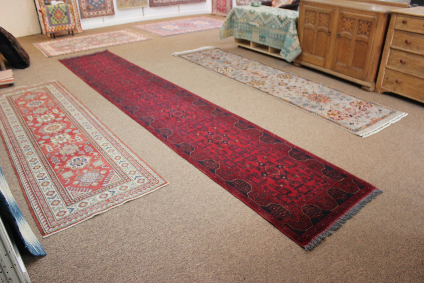 Long Khan Mohamidi Runner - Image 4